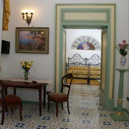 Old Taverna Sorrentina Buitenkant foto