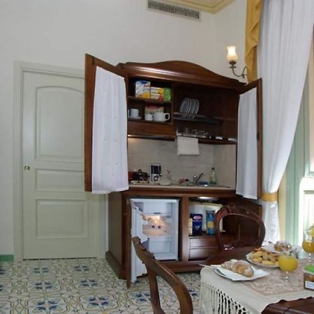 Old Taverna Sorrentina Buitenkant foto